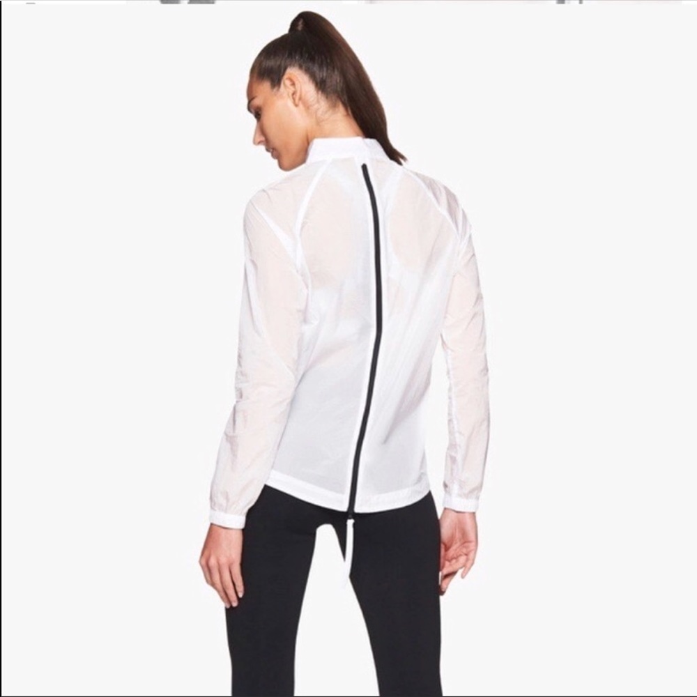 NWTNike running jacket 150$! - Picture 3 of 8